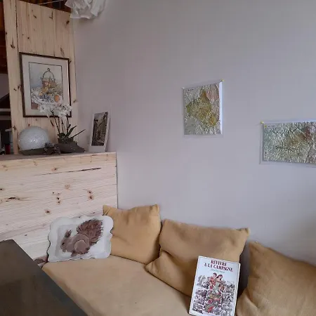 Consulat 아파트 퓌작